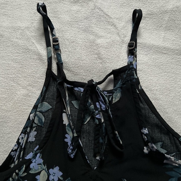 Floral blouse tank top - Picture 3 of 4